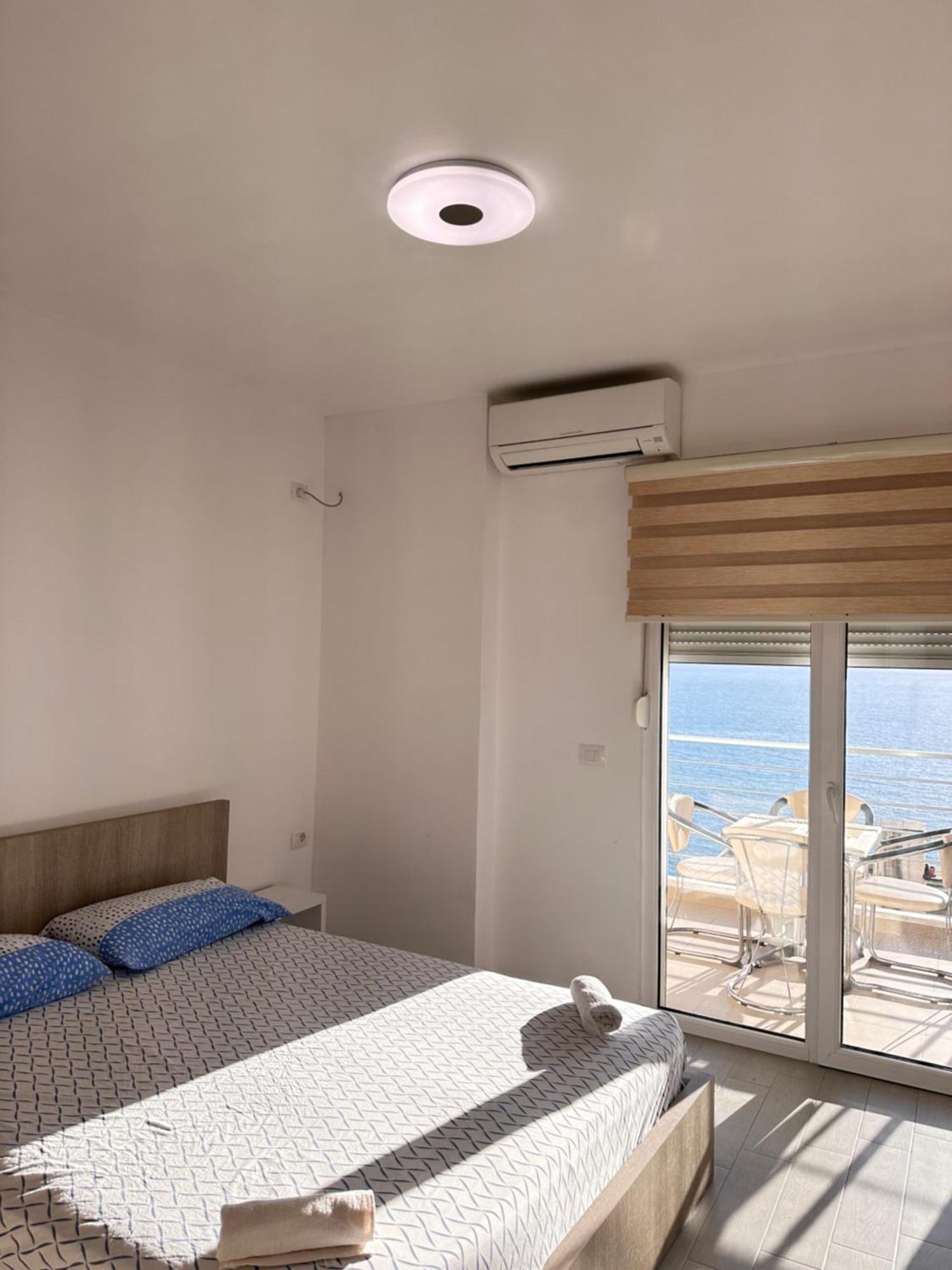 Rose Sea View Apartment Sarandë Eksteriør bilde